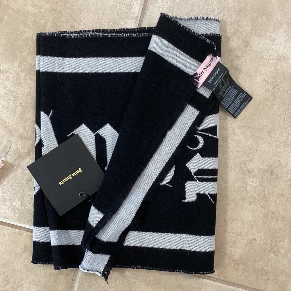 Palm Angel’ monogram scarf black & grey
